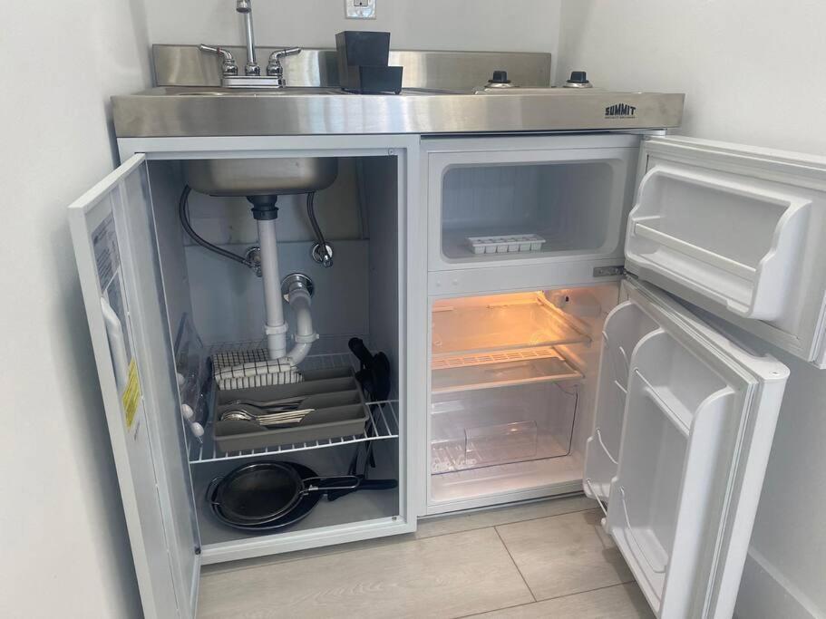 Excellent Location Brickell Apartment Miami